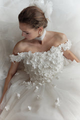 Kiralık - Claudia ❥