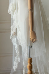 İşlemeli Maria Duvak