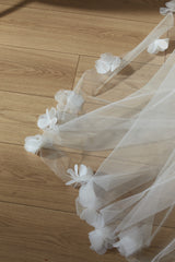 LouLou kenarlı duvak