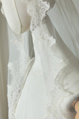 Julieth Dantelli Duvak