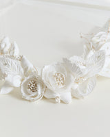 Karışık Çiçekli Kumaş Taç