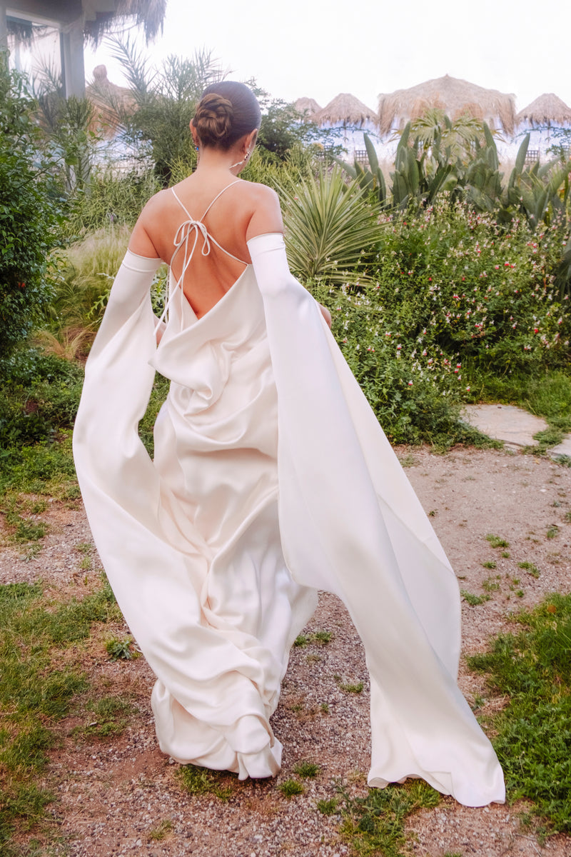 Emel Bayraktar - Silk Whisper