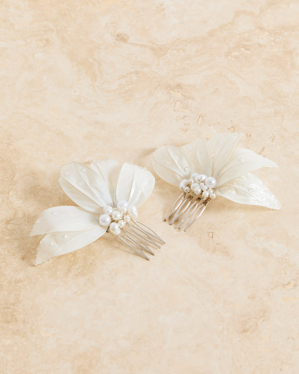 İnci Detaylı Sedef Toka