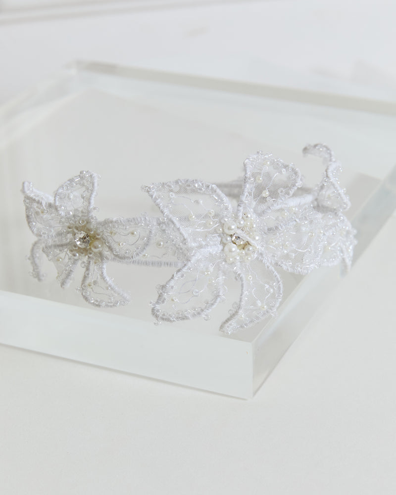 Çiçekli Boyutlu Taç