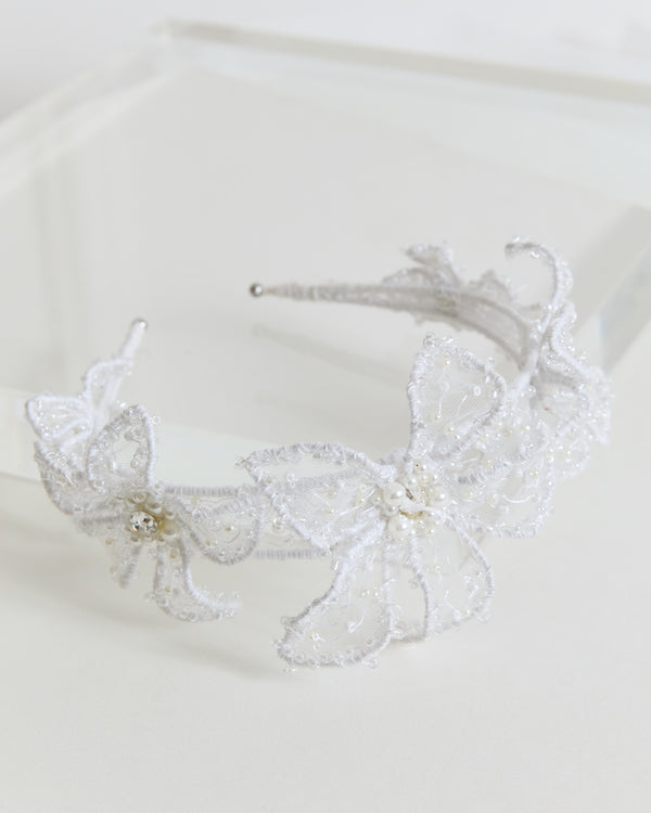 Çiçekli Boyutlu Taç