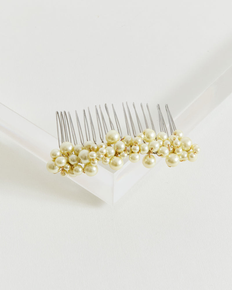 İncili Saç Tokası