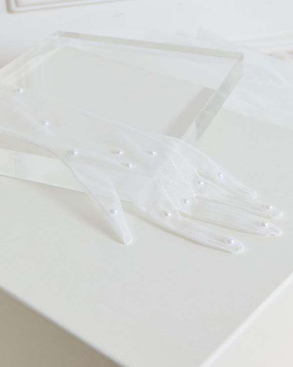 İncili Uzun Eldiven