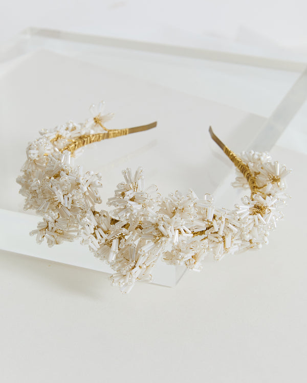 Kesme Boncuklu Gold Detaylı Taç