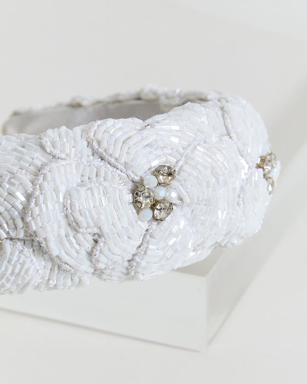 Kristal Çiçekli Taç