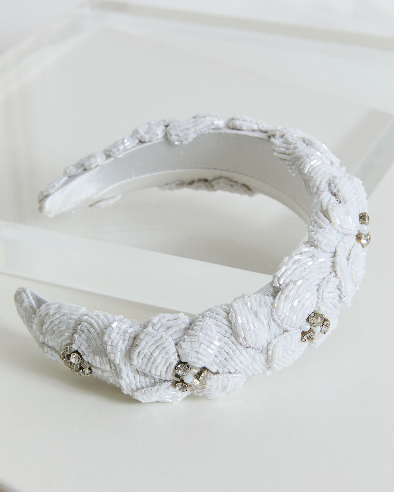 Kristal Çiçekli Taç