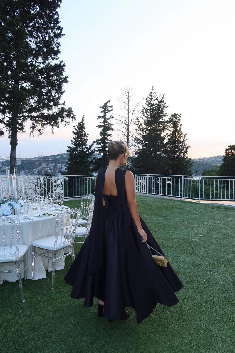 Kiralık Black Rose - Kübra Dede