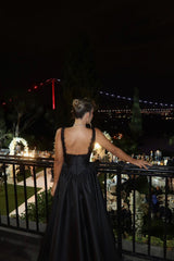 Kiralık Black Rose - Kübra Dede