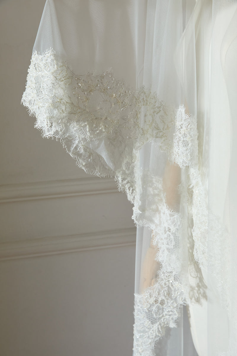 İşlemeli Maria Duvak