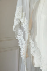 İşlemeli Maria Duvak