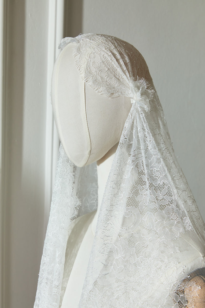 Lady Julieth Dantelli Duvak