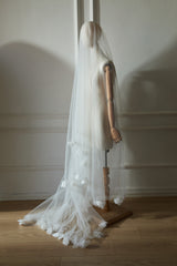 LouLou kenarlı  duvak