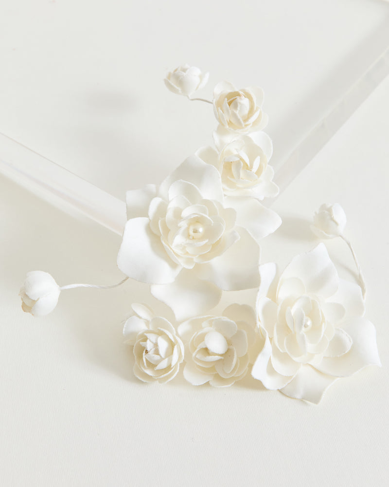 Şakayık Detaylı Saç Aksesuarı