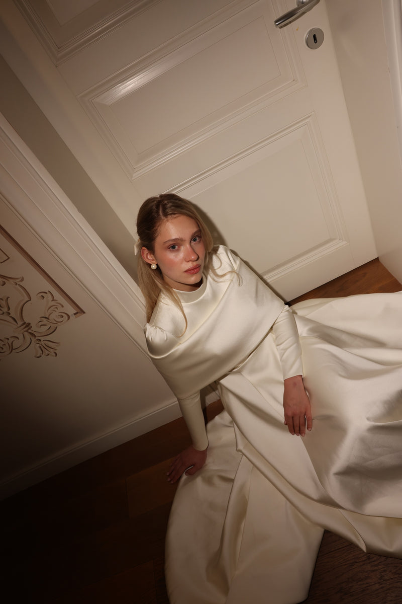 Violet Modest – Museum of Florale